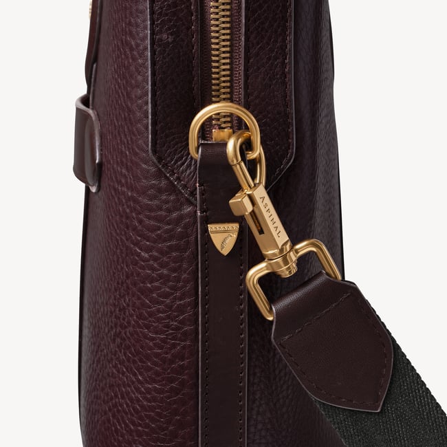 Heritage Briefcase Conker Pebble