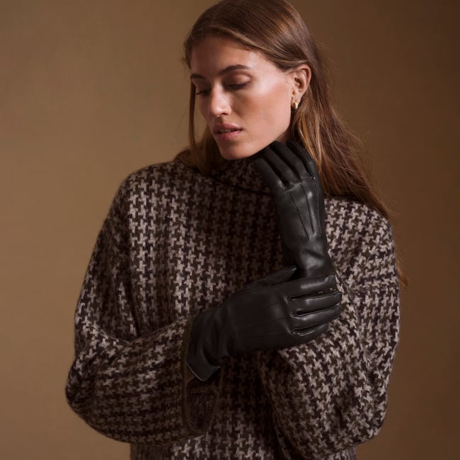 Women's Cashmere Lined Leather Gloves Black Nappa