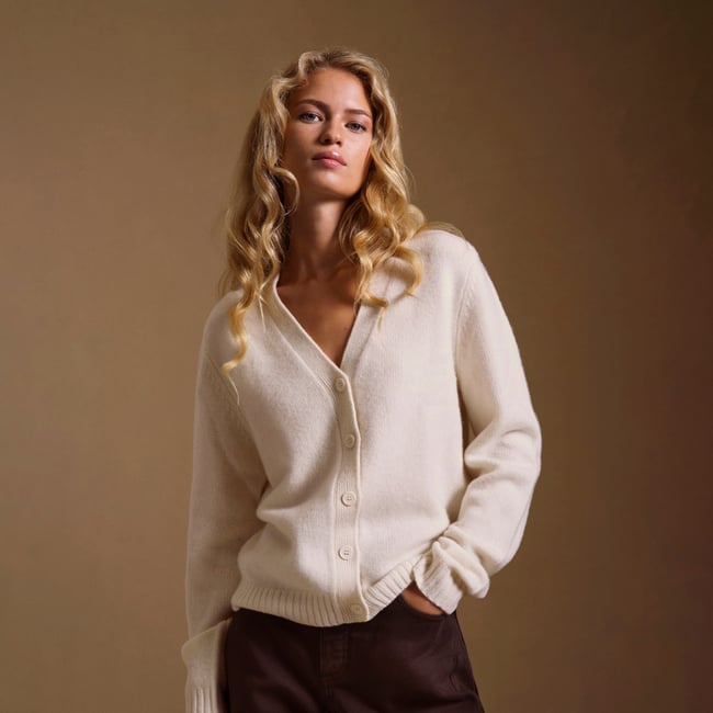V-Neck Cashmere Cardigan Chalk