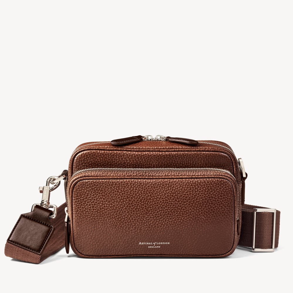 Reporter East West Messenger Tobacco Pebble