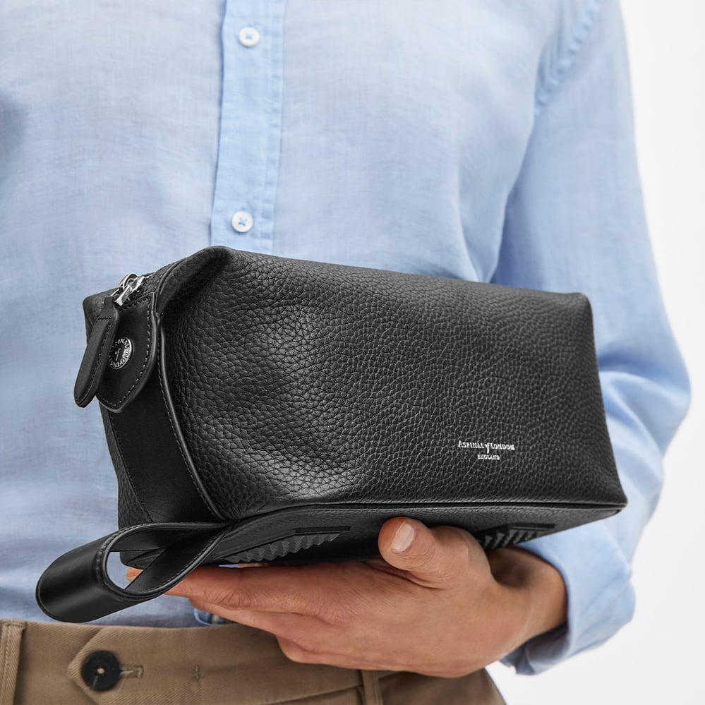 Reporter Wash Bag Black Pebble