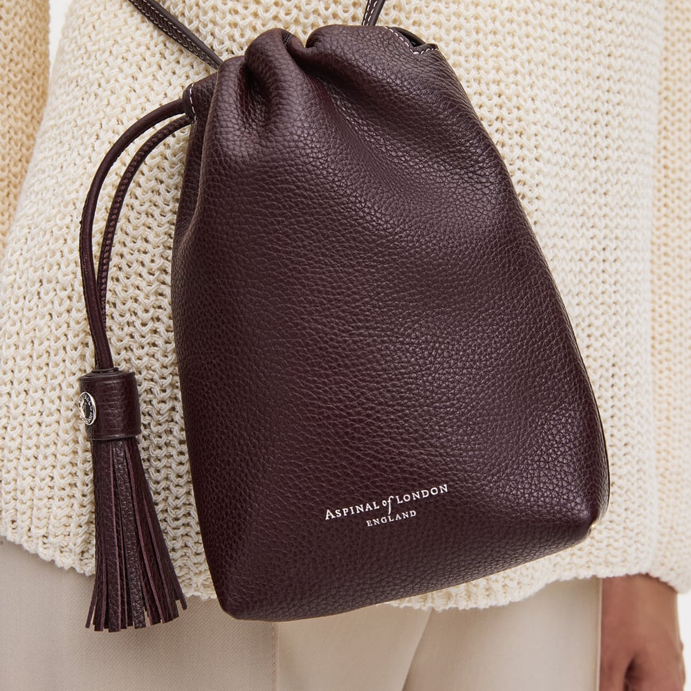 Soho Crossbody Pouch Wine Milled Pebble