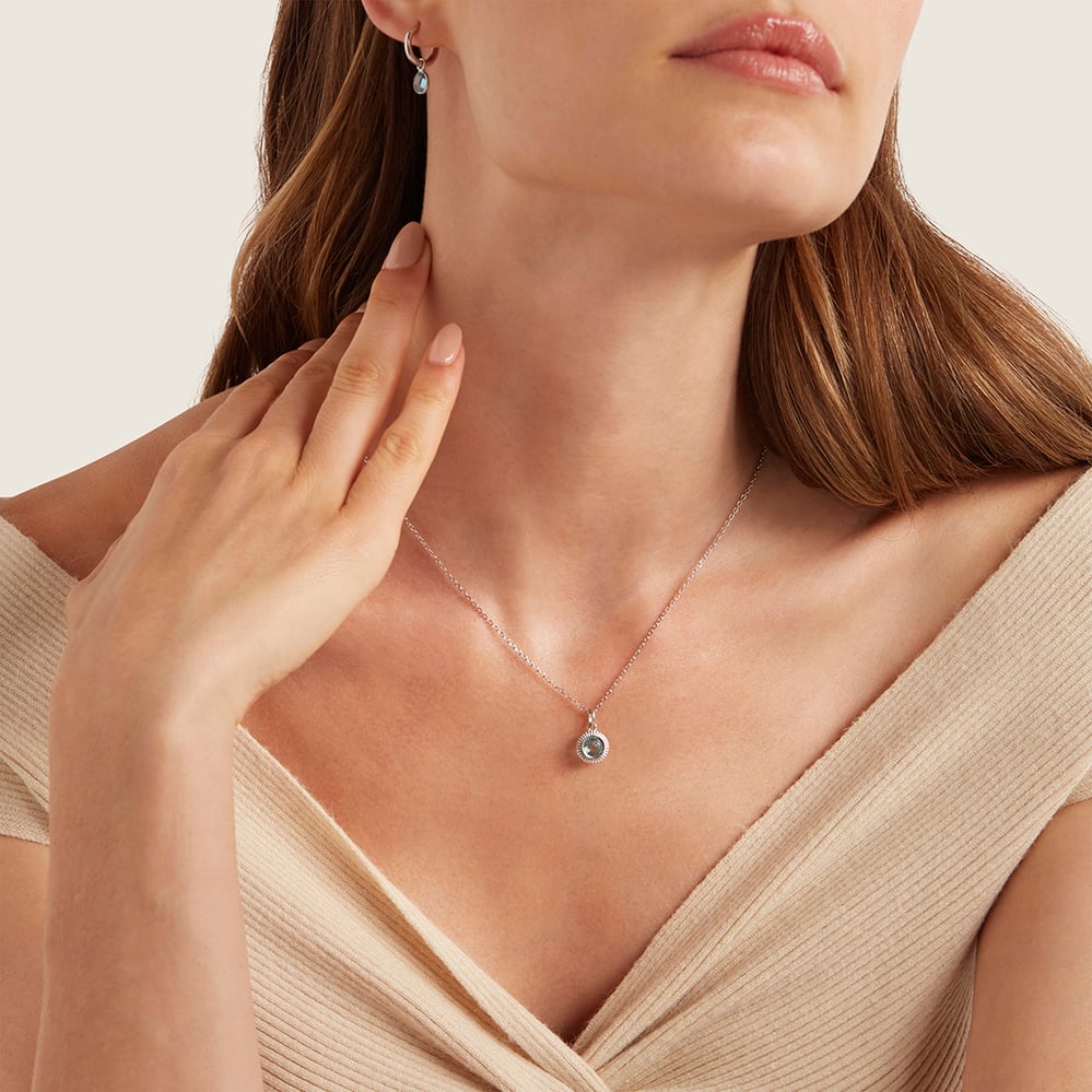 Gemstone Pendant Necklace Swiss Blue Topaz & Sterling Silver 925