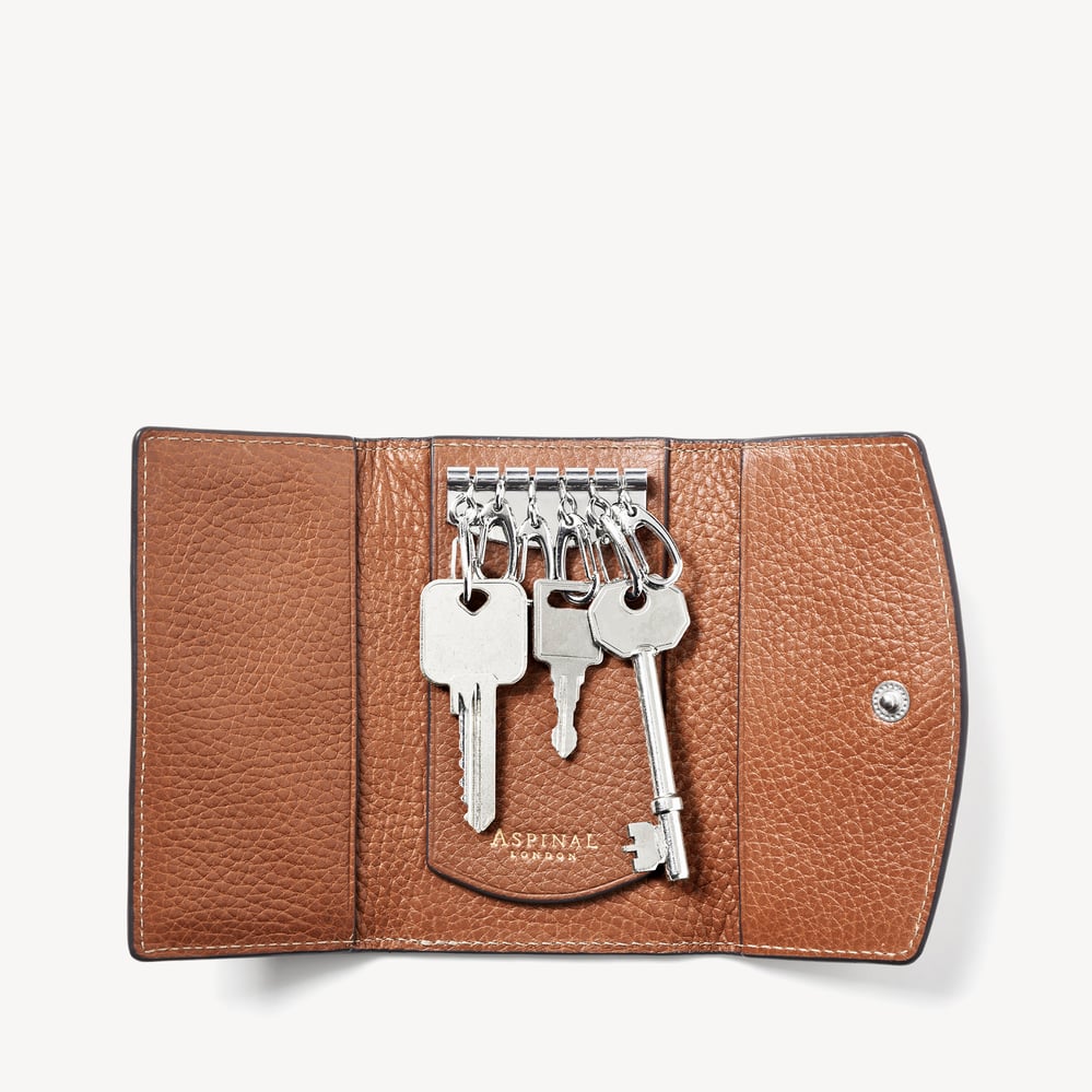Key Holder Tan Pebble