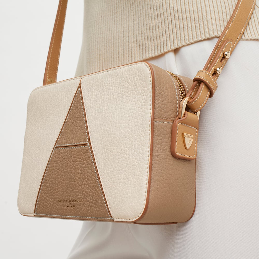 Camera Crossbody Deep Taupe & Ivory Pebble