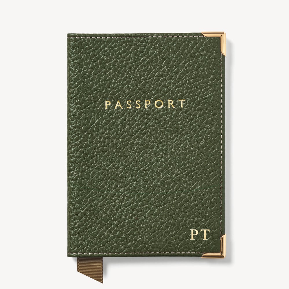 Passport Cover Racing Green Pebble