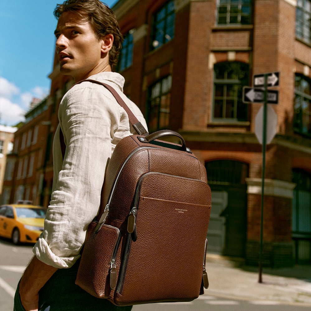 Zipped Leather Backpack Tobacco Pebble