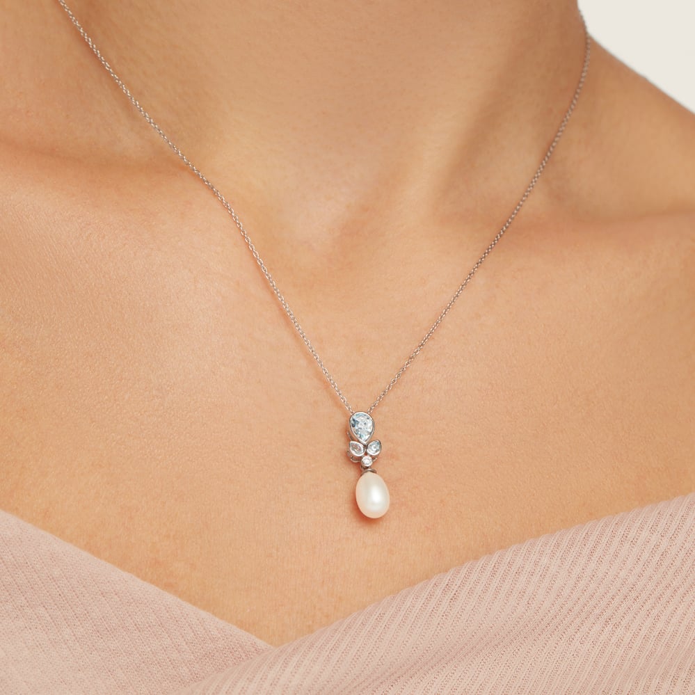 Floral Necklace Freshwater Pearl, 0.02ct Diamond