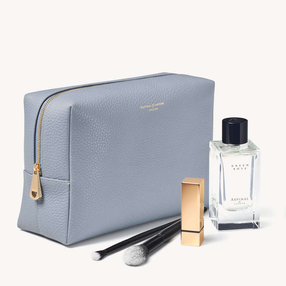 London Toiletry Bag Sky Blue Pebble