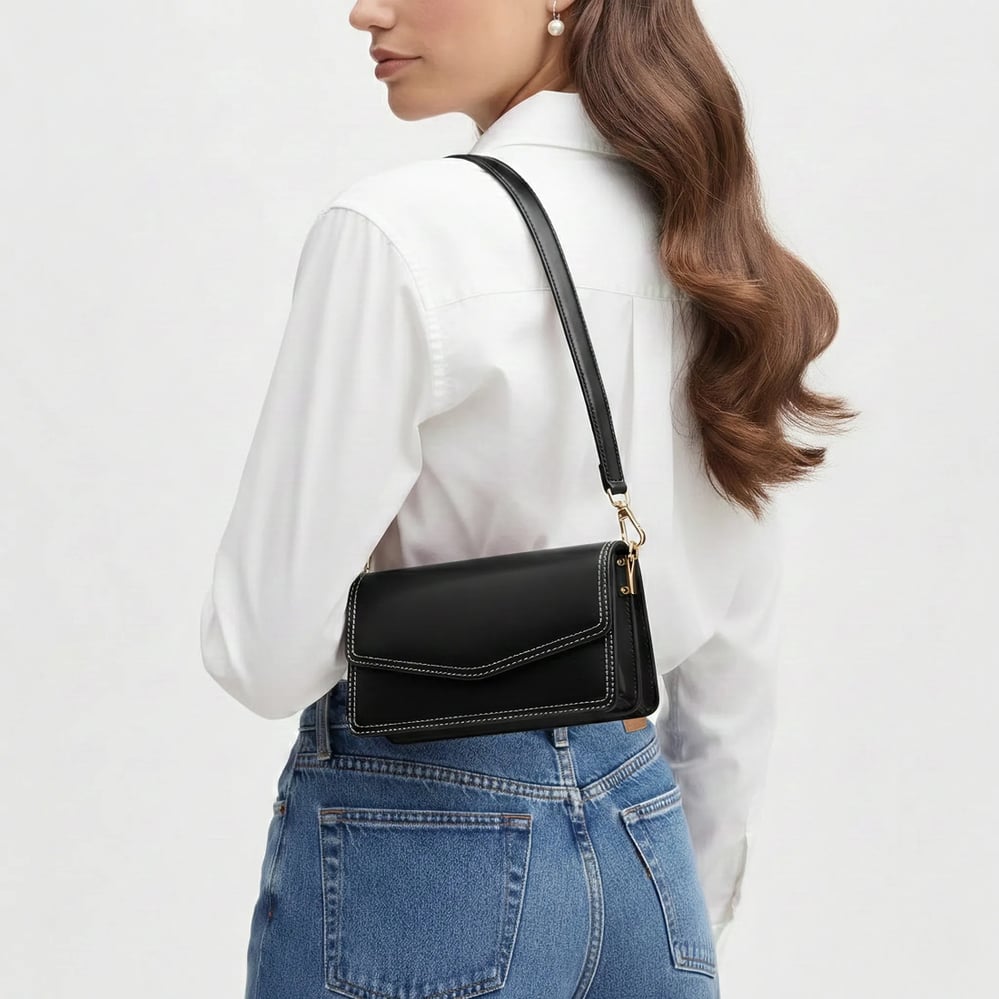 Eliza Clutch Smooth Moonlight Black