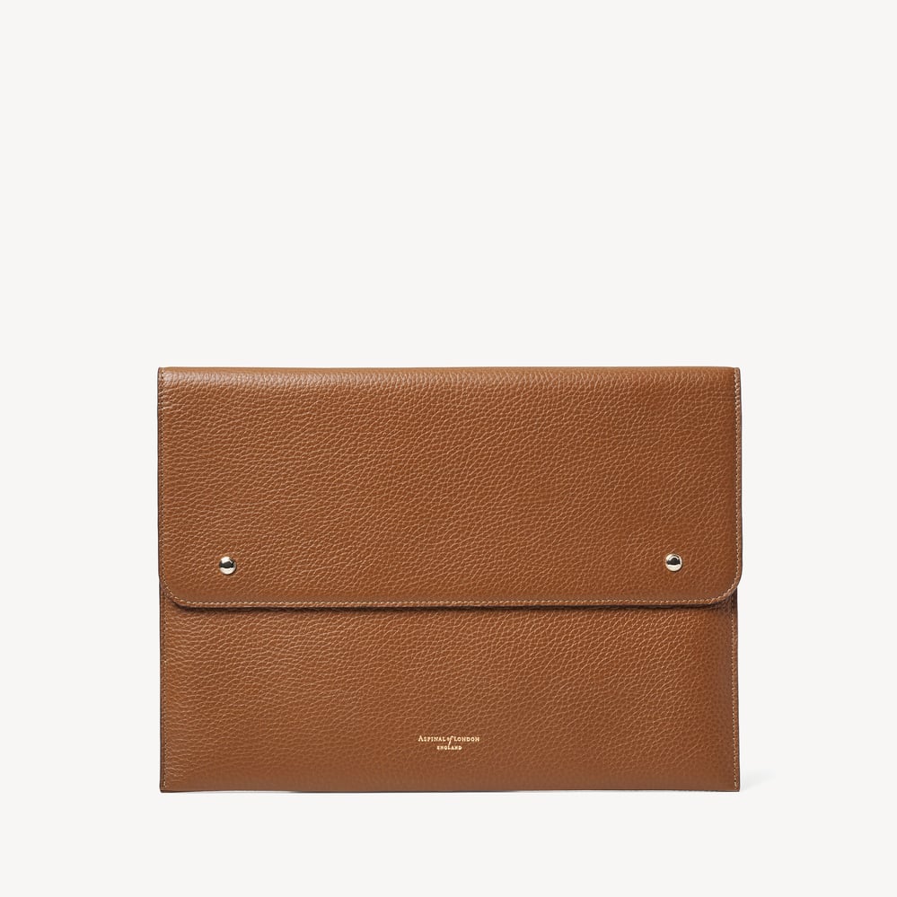 13-Inch Classic Laptop Case Tan Pebble
