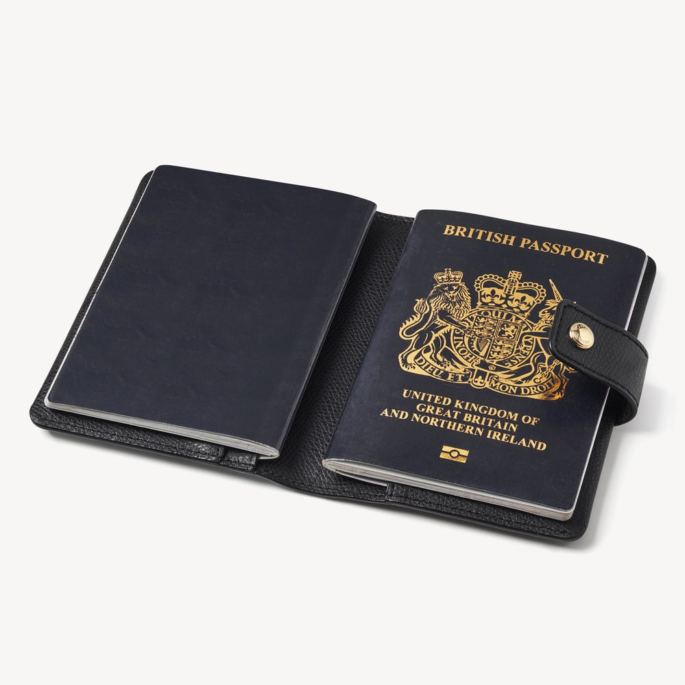 Duo Passport Cover Black Soft Saffiano