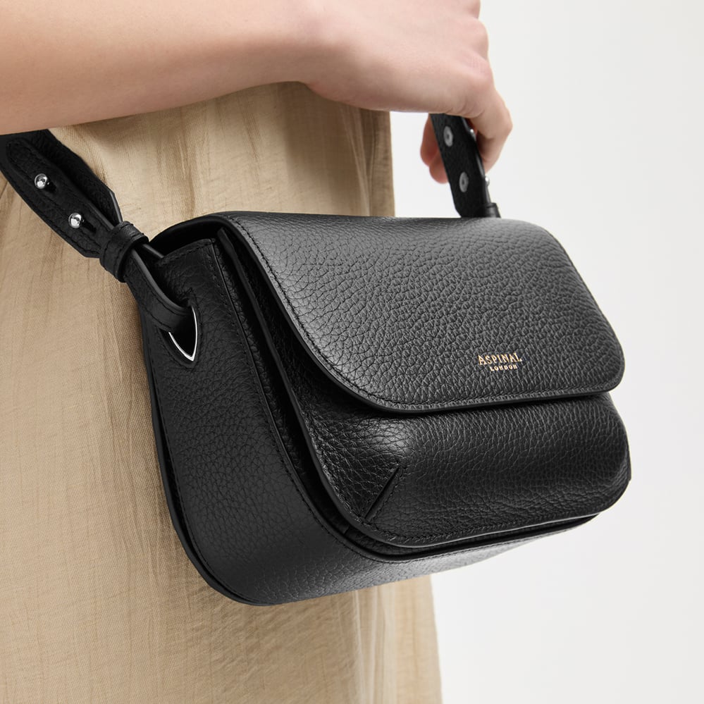 Ella Crossbody Black Pebble