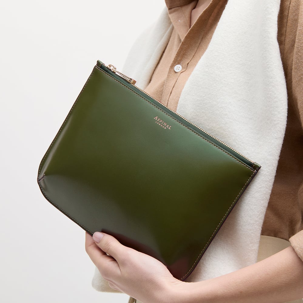 Large Ella Pouch Smooth Moss Green