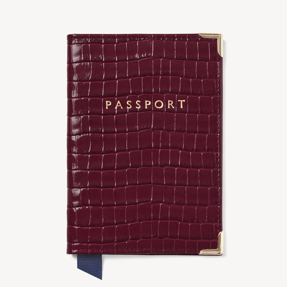 Passport Cover Deep Shine Garnet Small Croc