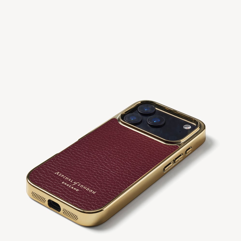 iPhone 18 Pro Case Garnet Pebble