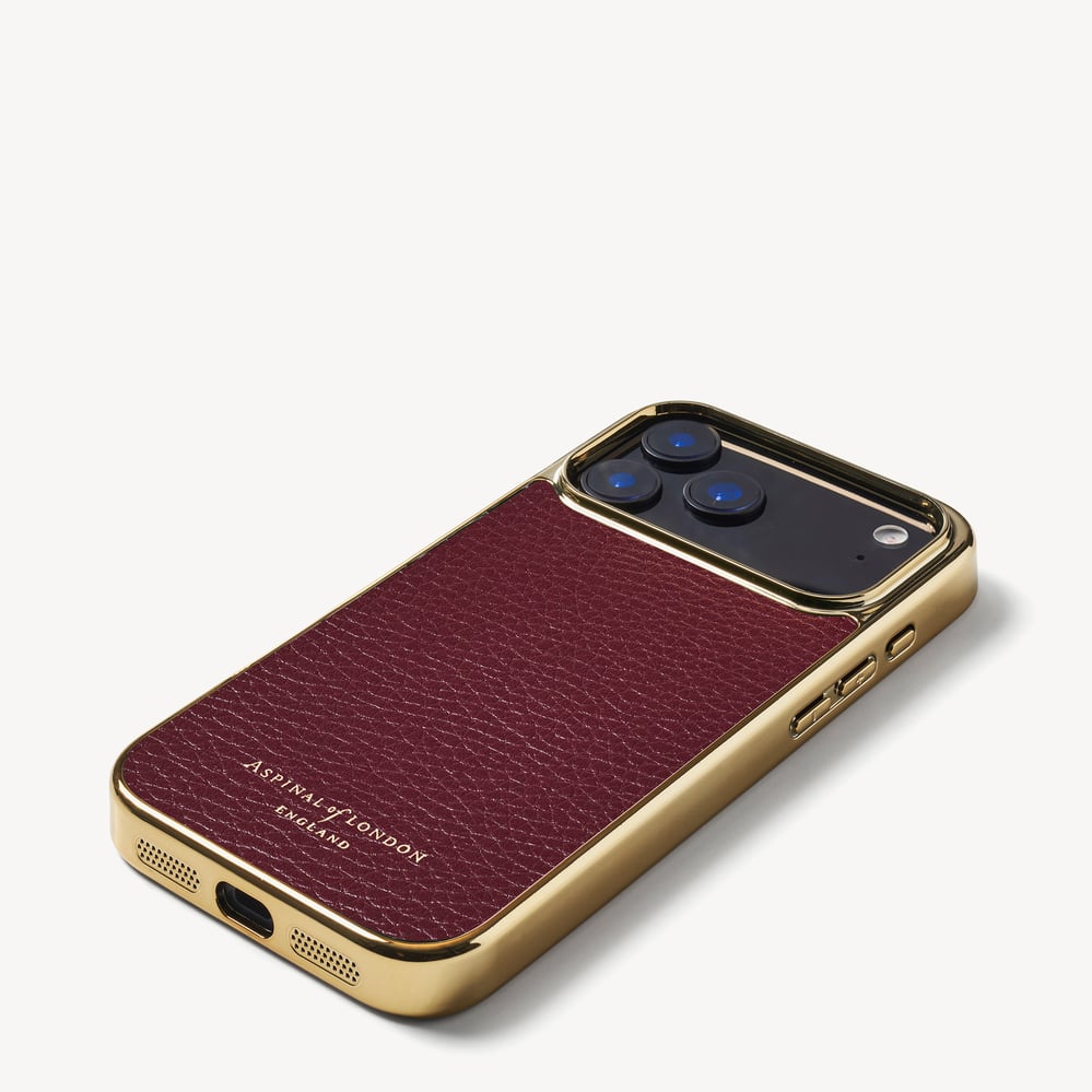 iPhone 18 Pro Max Case Garnet Pebble