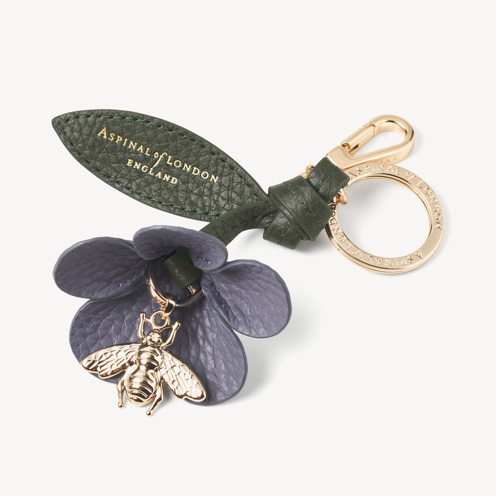 Wildflower & Bee Keyring Dusky Blue Pebble