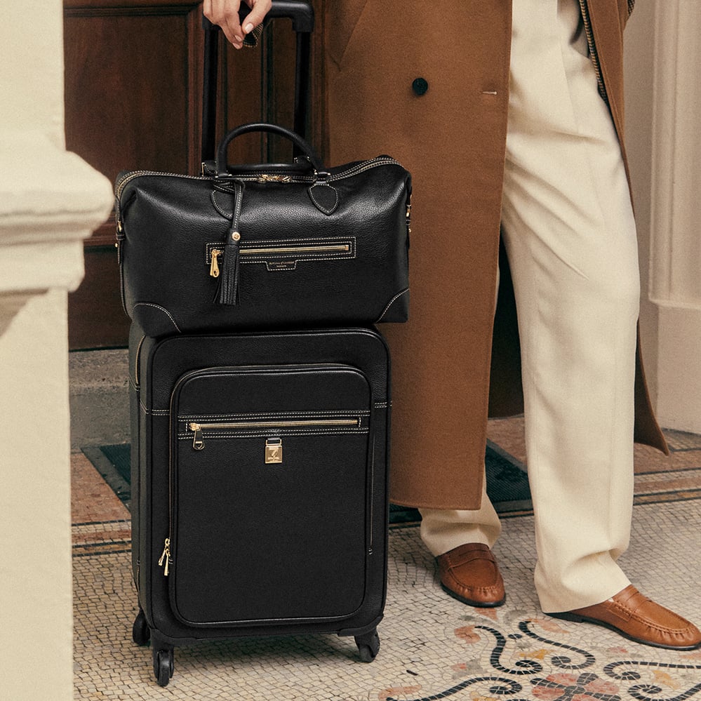 Hudson Cabin Suitcase Black Milled Pebble