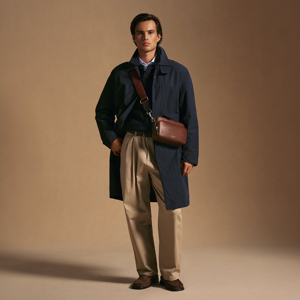 Reporter East West Messenger Tobacco Pebble