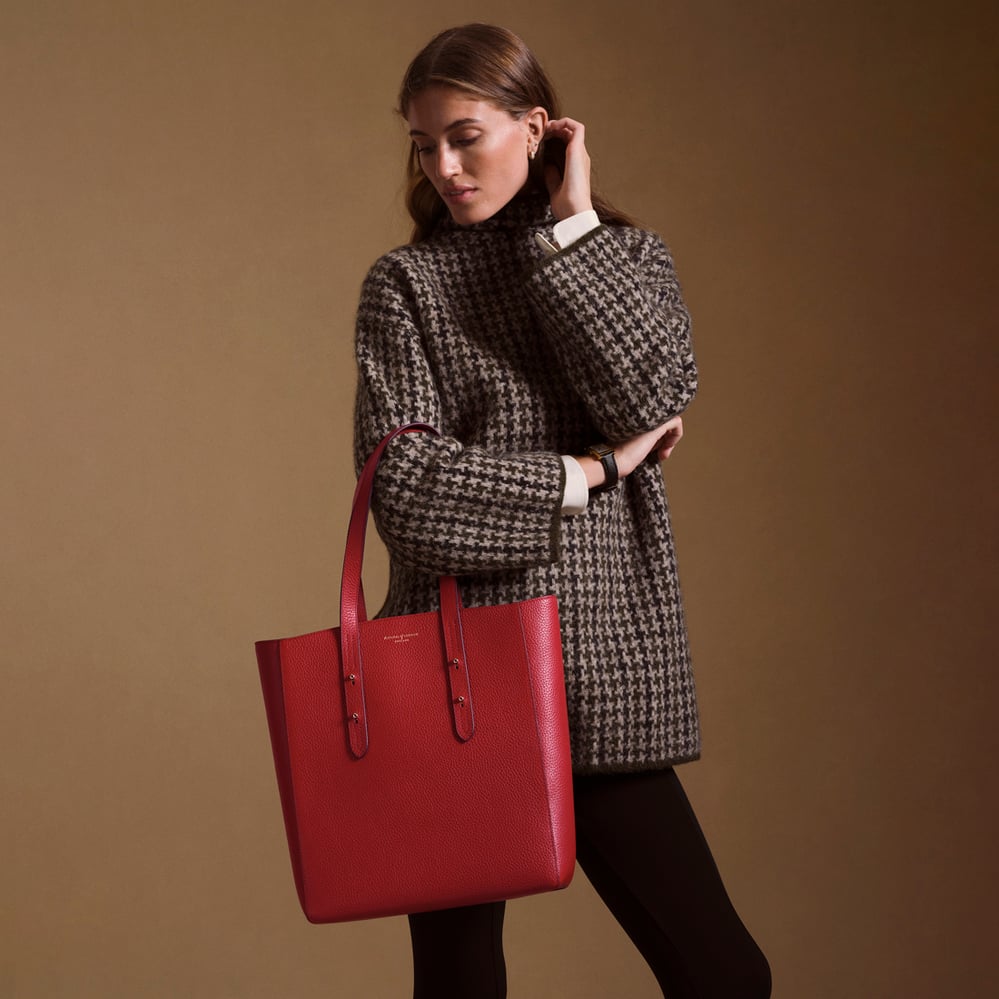 Essential Tote Cherry Red Pebble