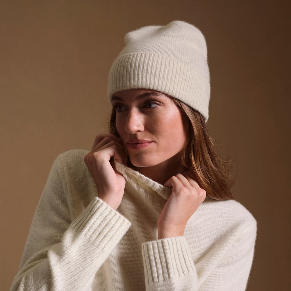 Pure Cashmere Beanie Hat Chalk Cashmere