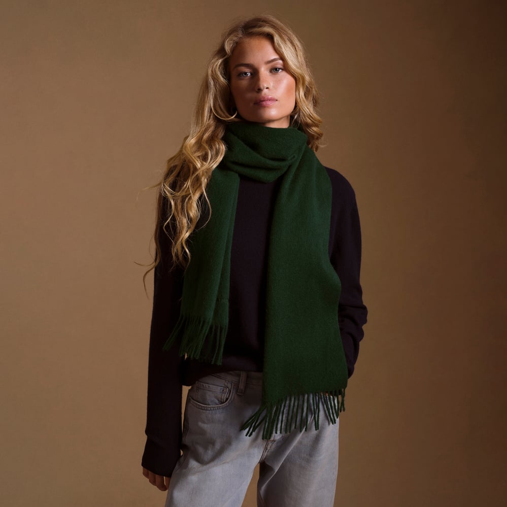 Lightweight Cashmere Scarf Evergreen