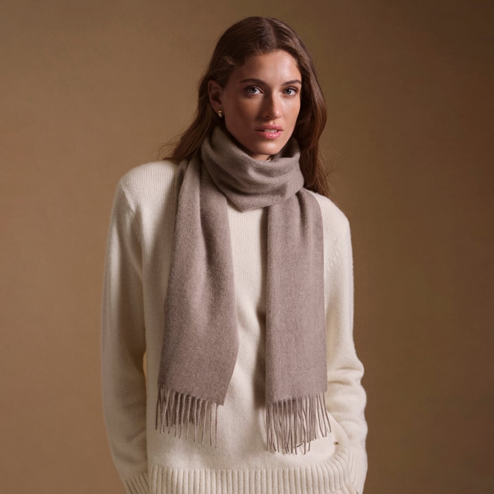 Lightweight Cashmere Scarf Latte