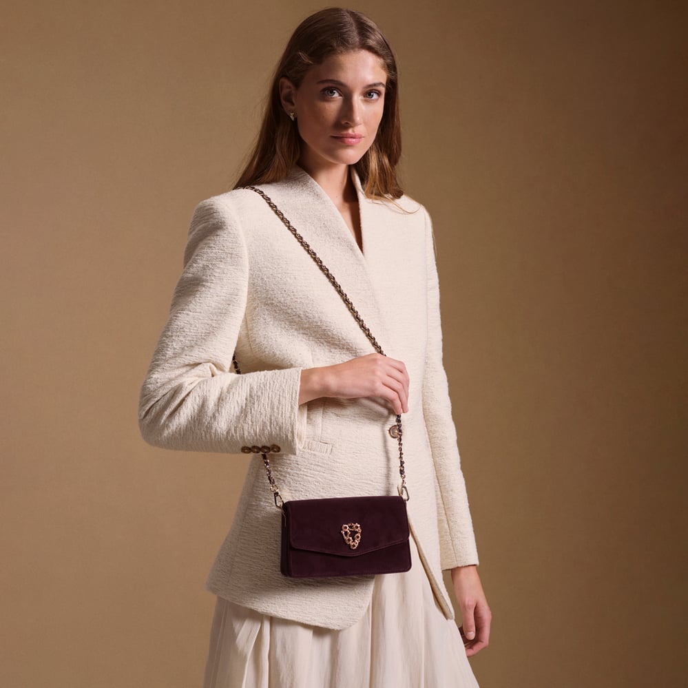 Eliza Clutch Plum Velvet