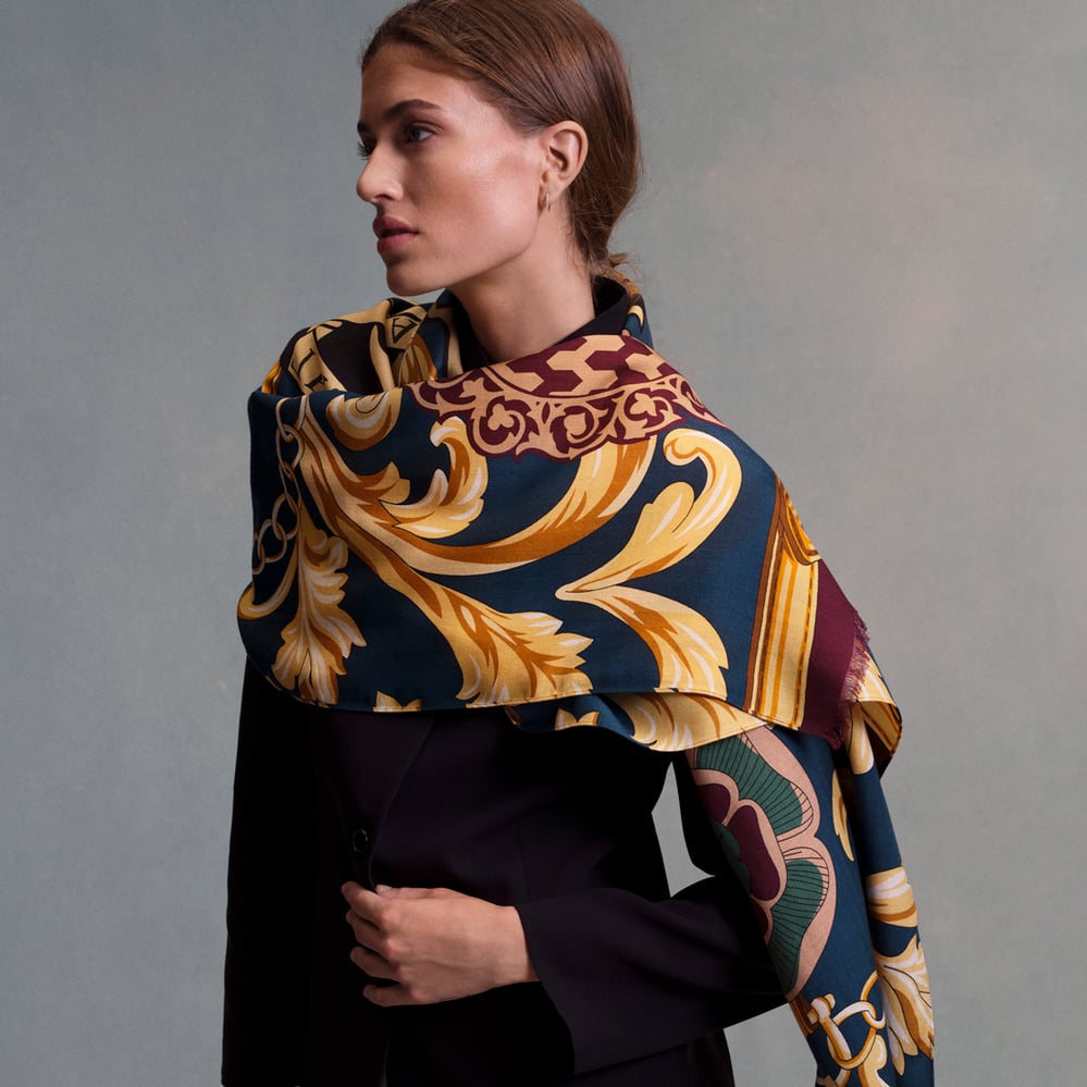 Merino & Silk Stole Fig Signature Shield