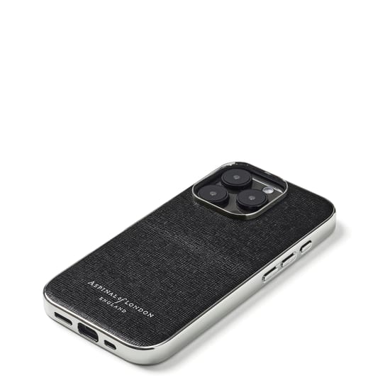 323364--0022-iphone-16-pro-in-