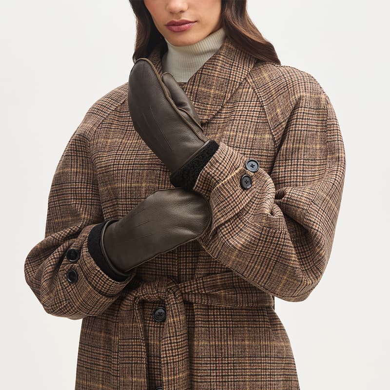 Aspinal Of London Women's Shearling Lined Leather Mittens In Brown