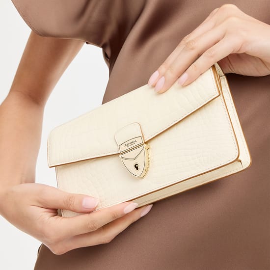 ASPINAL OF LONDON Mayfair レザーパスケース ホワイト Aspinal Of London Mayfair 2 Clutch Bag | Harrods US