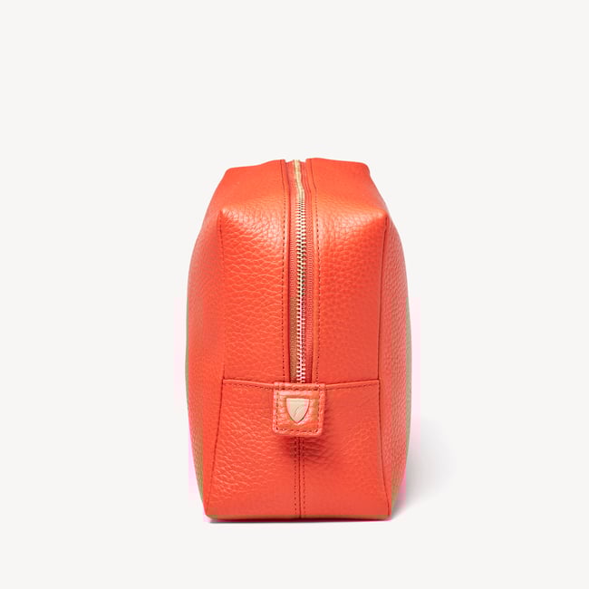 London Toiletry Bag Coral Pebble