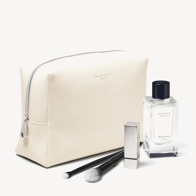 London Toiletry Bag Chalk White Pebble