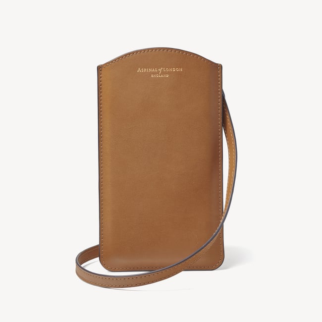 London Phone Case Smooth Tan