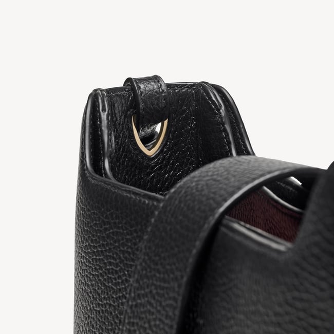 Ella Messenger Bag Black Pebble