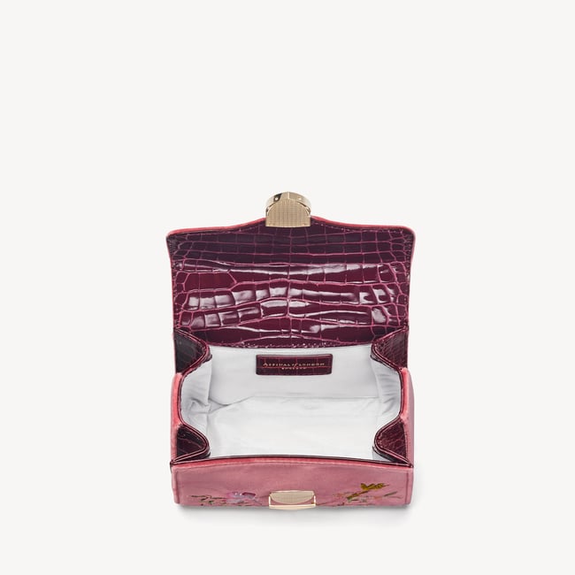 Mini Mayfair® English Garden Bird Hand Embroidery on Velvet