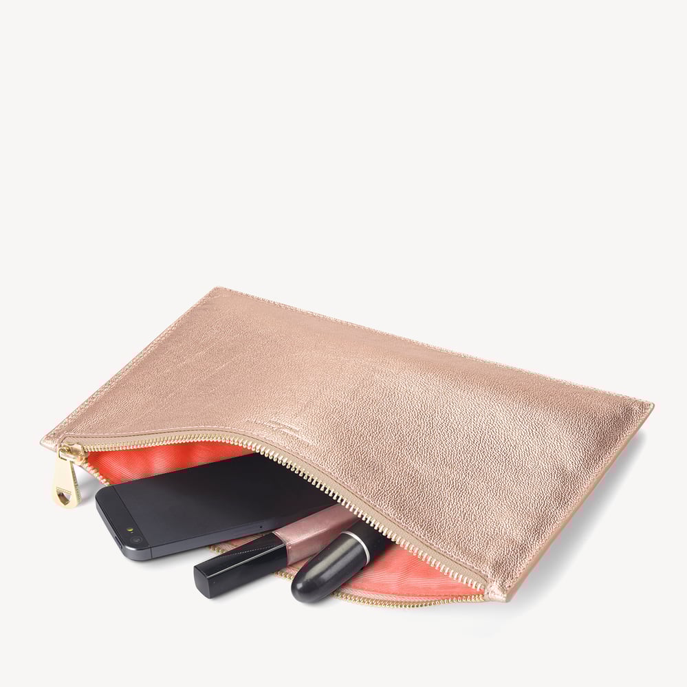 Large Essential Flat Pouch Rose Gold Metallic
