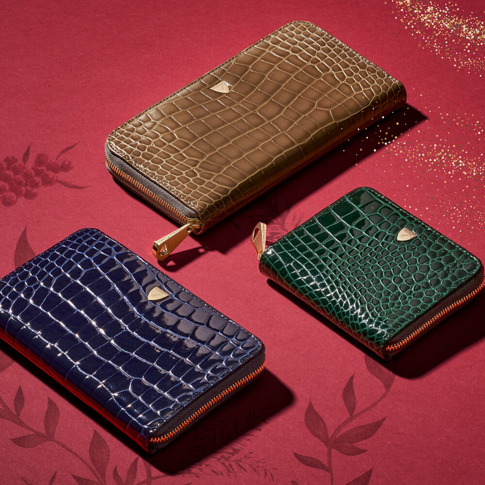 handbags wallets & cases