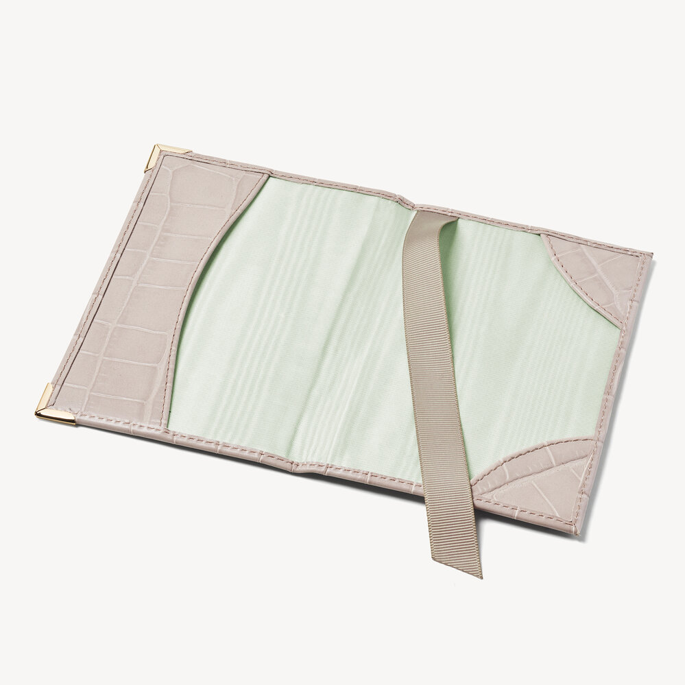 Passport Cover Deep Shine Soft Taupe Croc