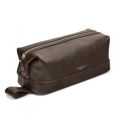 Men's Leather Washbag in Smooth Brown Men's Leather Washbag in Smooth Brown