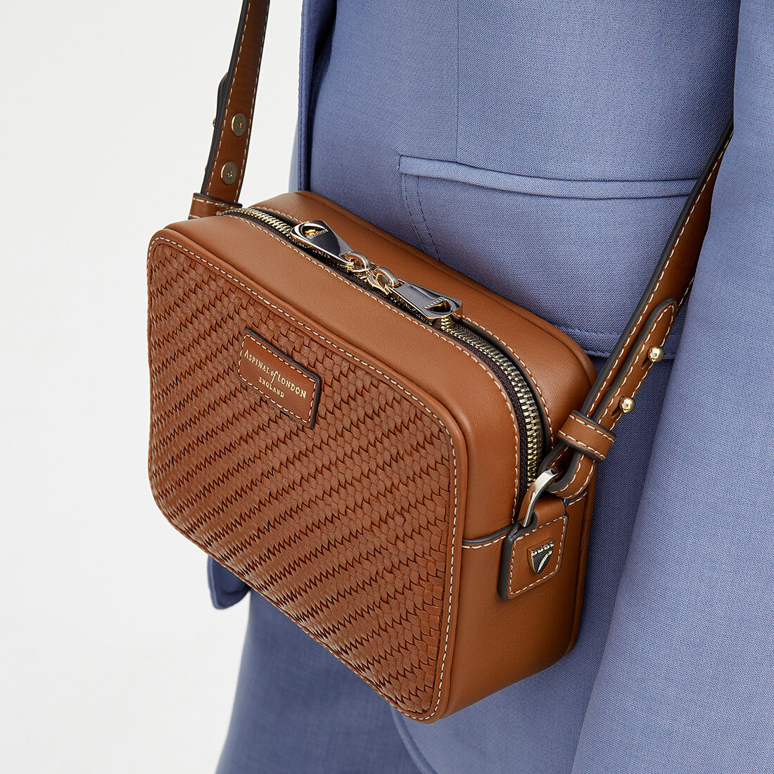 Camera Bag in Tan Woven Leather Aspinal of London