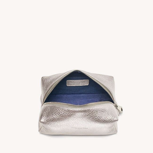 Medium London Case Silver Pebble