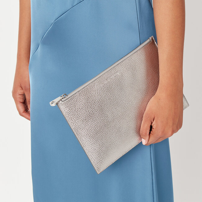 Large Essential Flat Pouch Silver Pebble