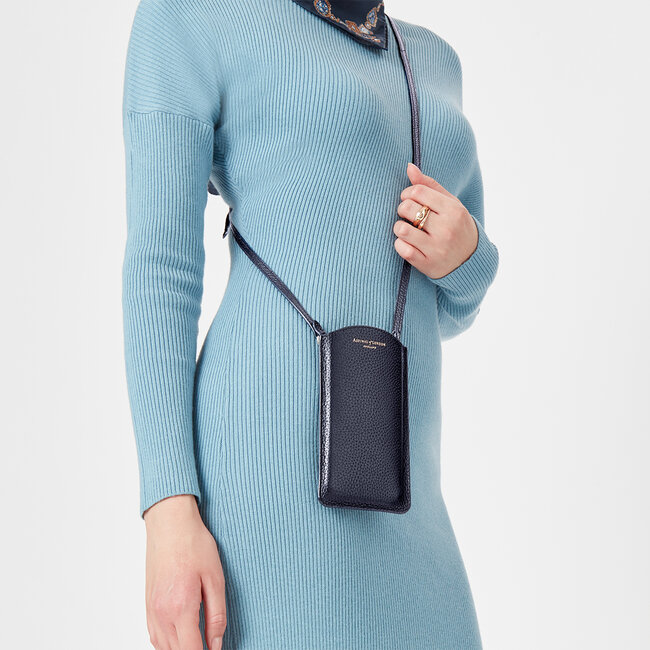 London Phone Case Navy Pebble