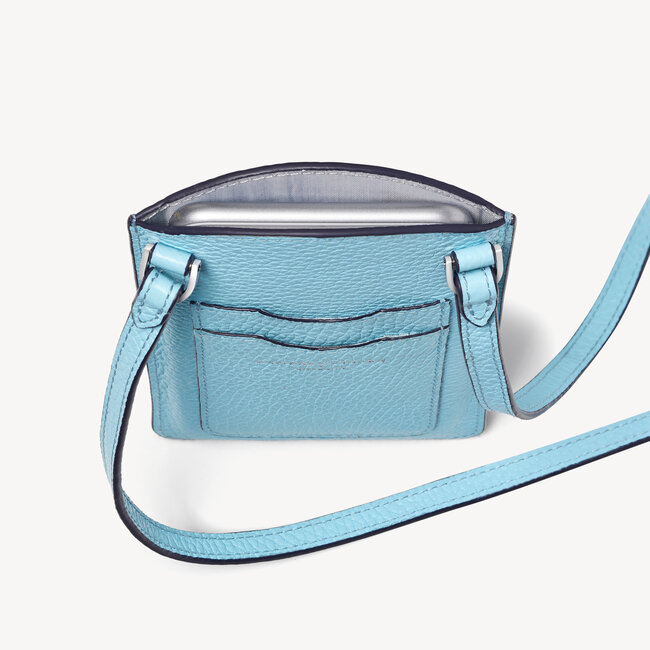 London Phone Case Azure Blue Pebble
