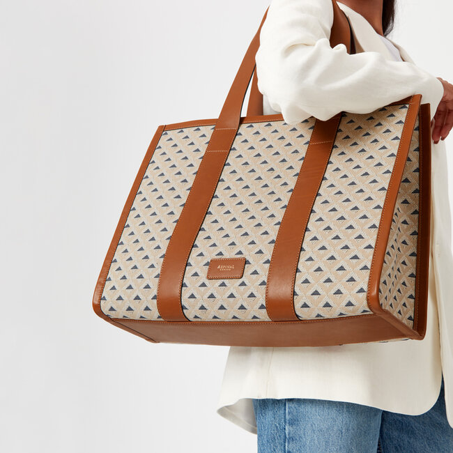 Henley Tote Jacquard Canvas & Smooth Tan