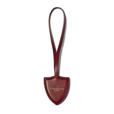 Insignia Leather Charm Key Ring in Smooth Bordeaux