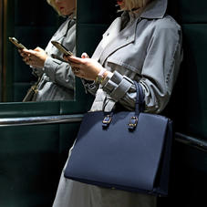 Madison Tote in Deep Shine Black Croc